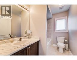 390 ARMSTRONG Street W - 28