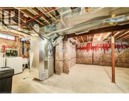 390 ARMSTRONG Street W - 37