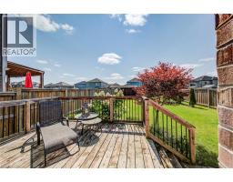 390 ARMSTRONG Street W - 39