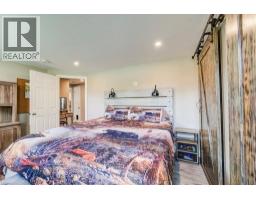 73 FALCON Drive - 14