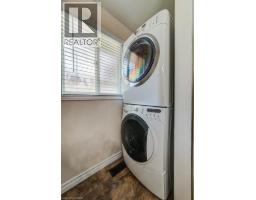 73 FALCON Drive - 39