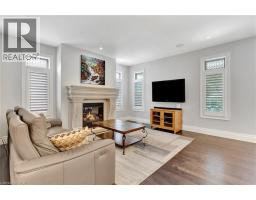 136 OAK PARK Drive - 16