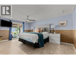 15 OAK Avenue UnitNo. a - 16