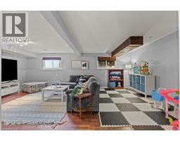 15 OAK Avenue UnitNo. a - 25