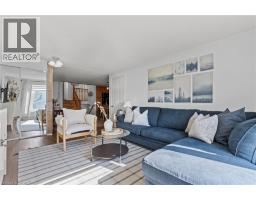 15 OAK Avenue UnitNo. a - 8