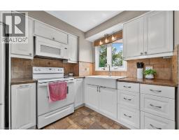 35B SENECA Street S - 15