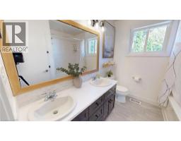 193 BEDFORD Drive - 10