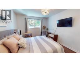 193 BEDFORD Drive - 12