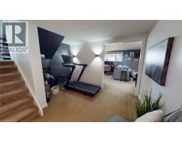 193 BEDFORD Drive - 15