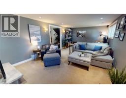 193 BEDFORD Drive - 18