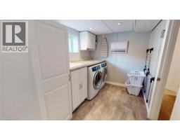 193 BEDFORD Drive - 22