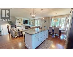 193 BEDFORD Drive - 4