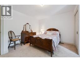 45 APPLEWOOD Crescent - 30