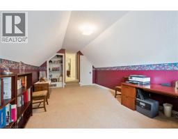 45 APPLEWOOD Crescent - 35