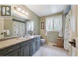 45 APPLEWOOD Crescent - 36