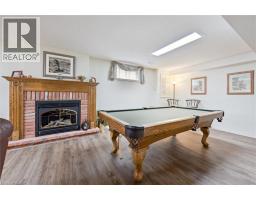 45 APPLEWOOD Crescent - 39