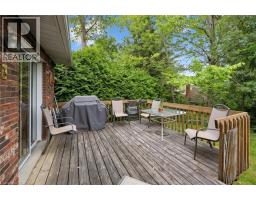 45 APPLEWOOD Crescent - 45