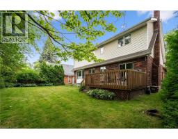 45 APPLEWOOD Crescent - 48