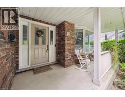 45 APPLEWOOD Crescent - 5