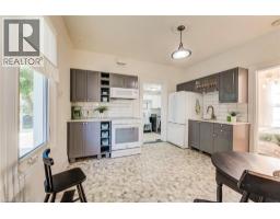 1631 FRANKLIN Boulevard - 14