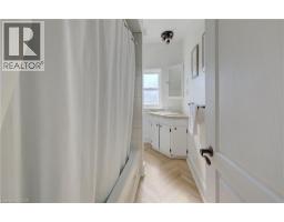 350 VICTORIA Street S - 16