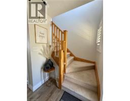 39 ABBOTT Crescent - 11