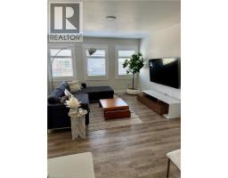 39 ABBOTT Crescent - 6