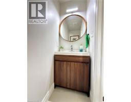 39 ABBOTT Crescent - 9