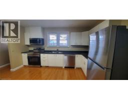 11 BELMONT Avenue W - 35