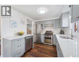 332 CARRIAGE HOUSE Court - 12