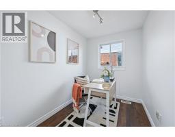 332 CARRIAGE HOUSE Court - 16