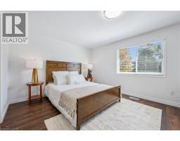 332 CARRIAGE HOUSE Court - 18