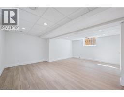 332 CARRIAGE HOUSE Court - 28