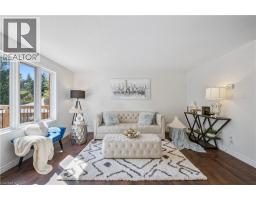 332 CARRIAGE HOUSE Court - 8