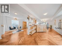 11 RENNER Drive - 20