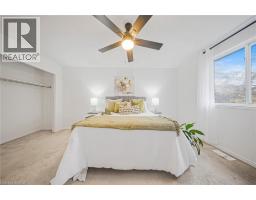 11 RENNER Drive - 35