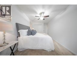 11 RENNER Drive - 37