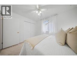 11 RENNER Drive - 39