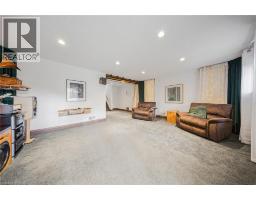 11 RENNER Drive - 44