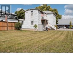 136 ROBINSON Street - 5