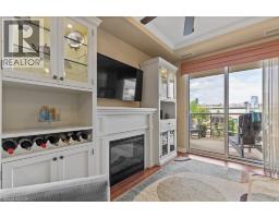 539 BELMONT Avenue W UnitNo. 208 - 9