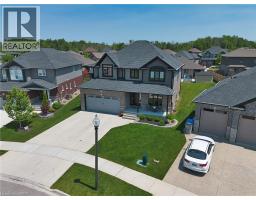 71 FORBES Crescent - 1