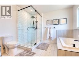 71 FORBES Crescent - 36
