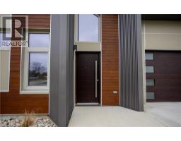 92 ELGIN Street - 4