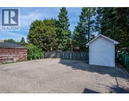 296 AHRENS Street W - 12