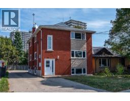 296 AHRENS Street W - 2