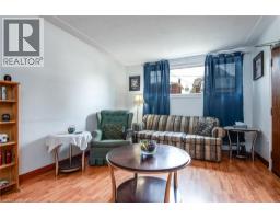 296 AHRENS Street W - 33