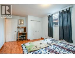 296 AHRENS Street W - 36