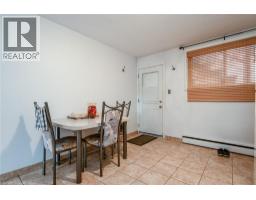 296 AHRENS Street W - 39
