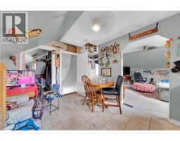 14 POTTS Road - 33
